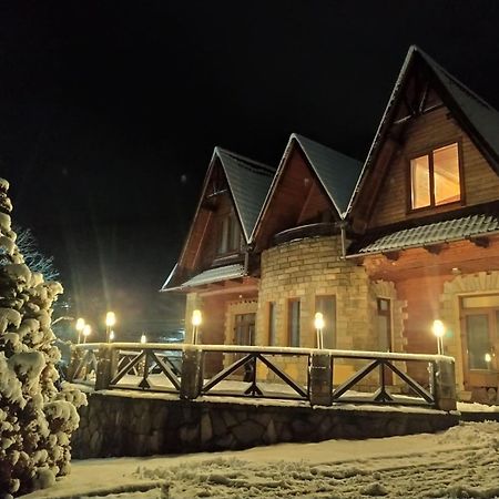 Садиба "Коренюки" 塔塔里夫 外观 照片